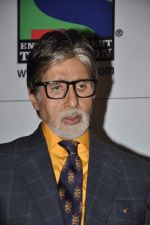 Amitabh Bachchan on the sets of KBC in Mumbai on 7th Sept 2013 (60).JPG